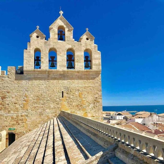 Villa 8 Personnes Bord De Mer Climatisee Сент-Мари-де-ла-Мер Экстерьер фото